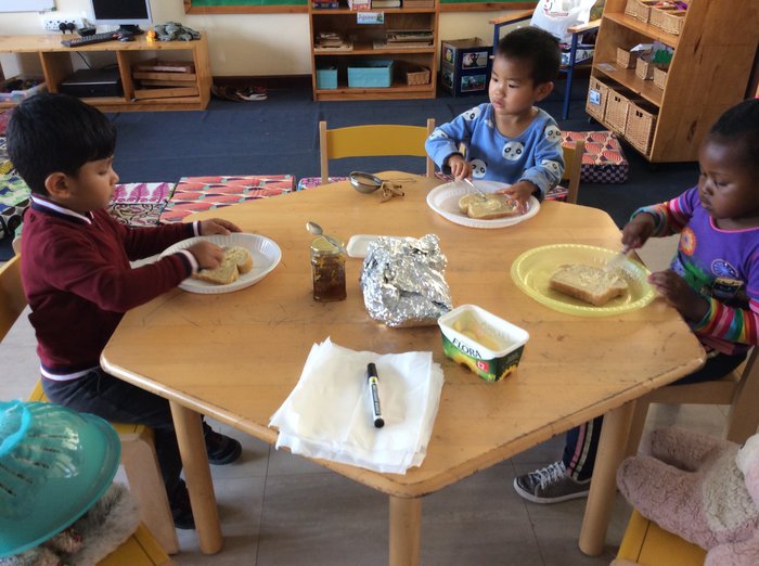 picnic_early_years_eating.jpg